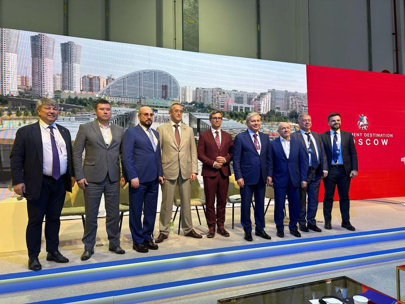 Делегация правительства Москвы приняла участие в инвестиционном форуме AIM Congress 2025 в Абу-Даби