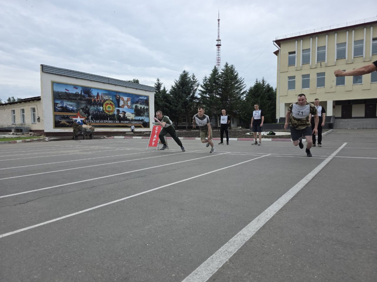 В ДВОКУ начала работу комиссия по отбору кандидатов для поступления и приему вступительных экзаменов
