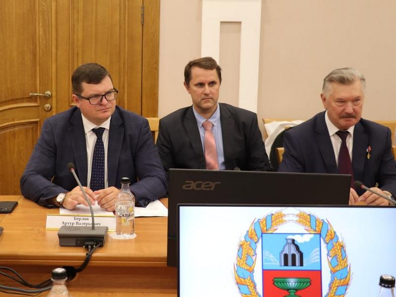 Делегация Москвы работает в Алтайском крае в рамках патриотической акции 